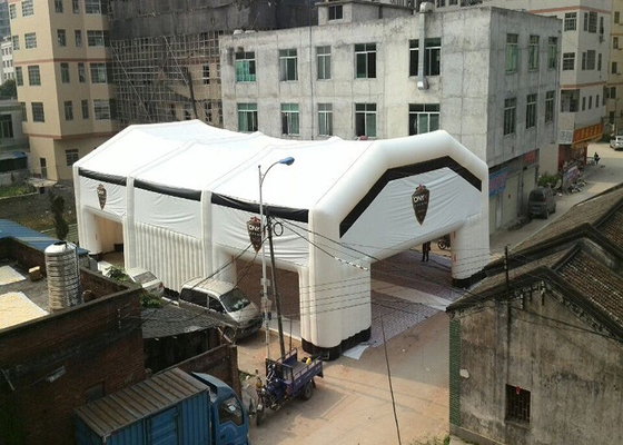 중국 내화성 옥스포드 피복을 가진 큰 비상사태 팽창식 천막 25m x 15m 협력 업체